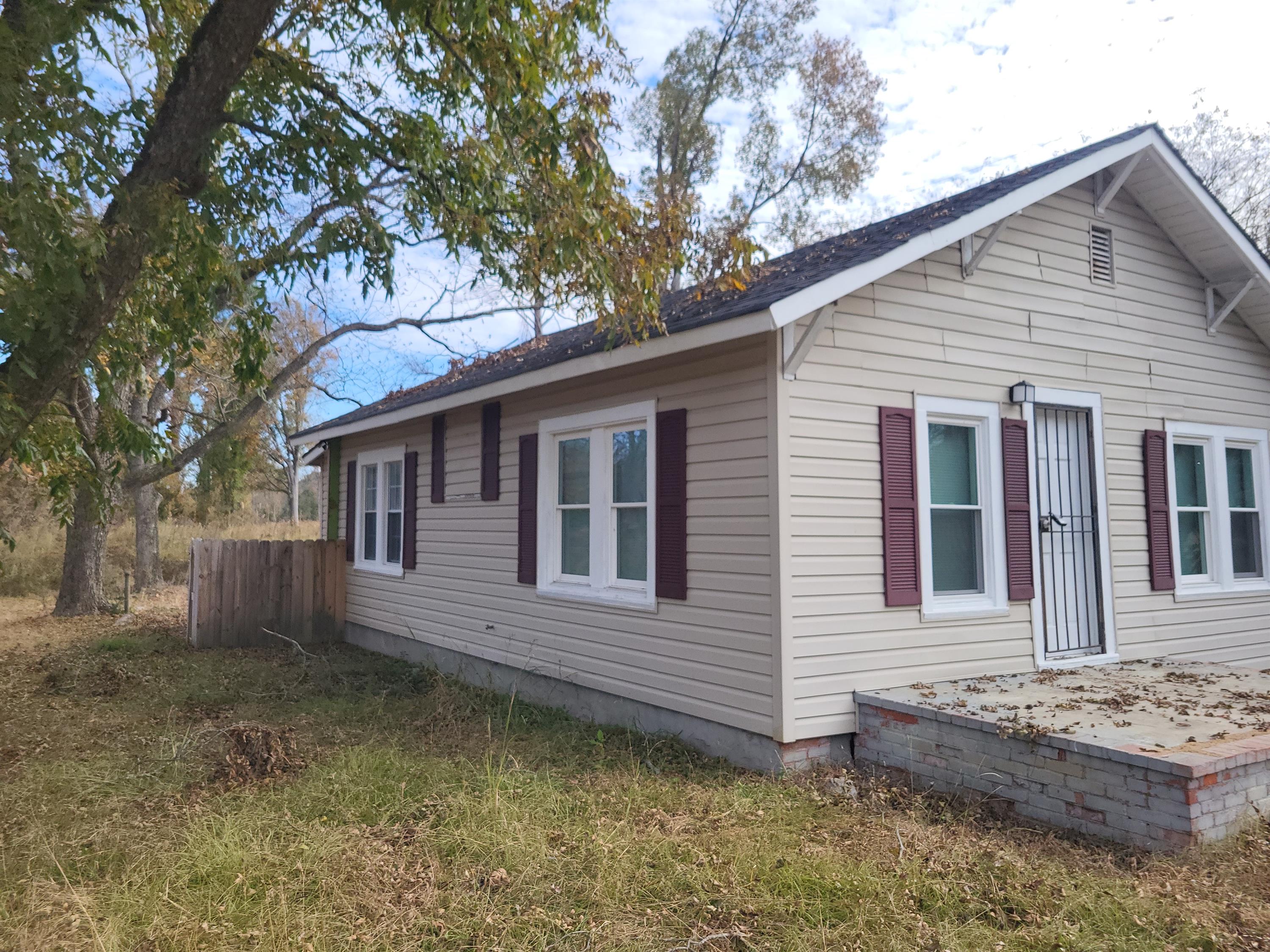 1213 Wilmington Highway